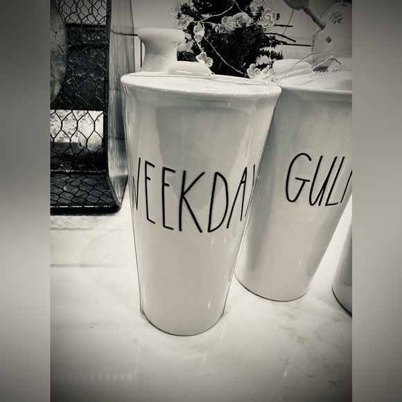 Ceramic Rae Dunn coffee cups. - Picture 3 of 6